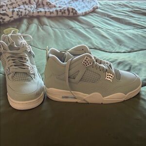 Nike Women's Sneakers in Light Green